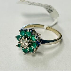 Ring Gold Band with Emerald and Diamond Accents